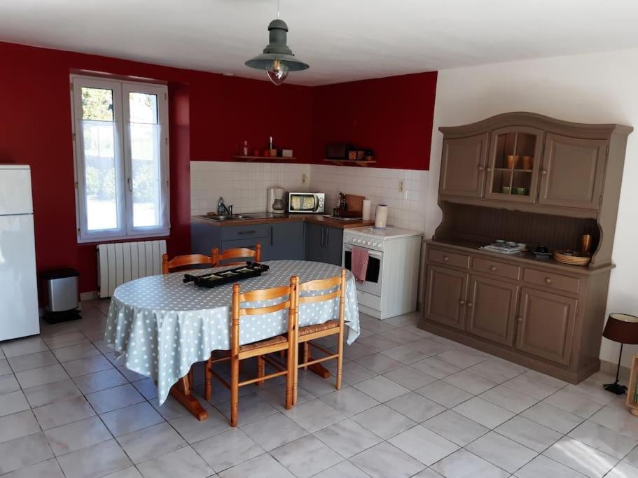 Logis Du Fresne Hébergement de vacances Saint-Lormel